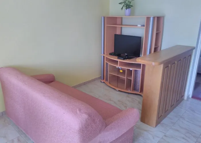 Apartamento With A Parking Space Tribunj, Vodice - 13319 *